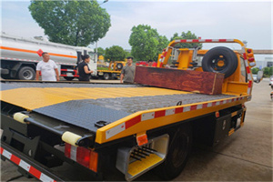 永平附近拖车电话号码服务